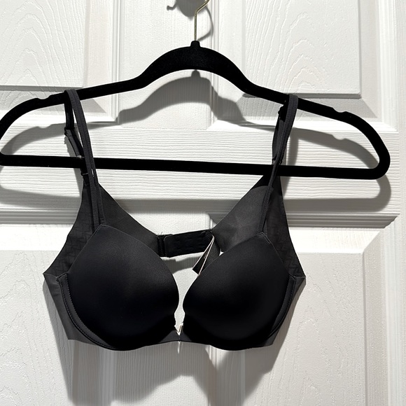 Victoria's Secret Other - Victorias Secret Push-Up 32B